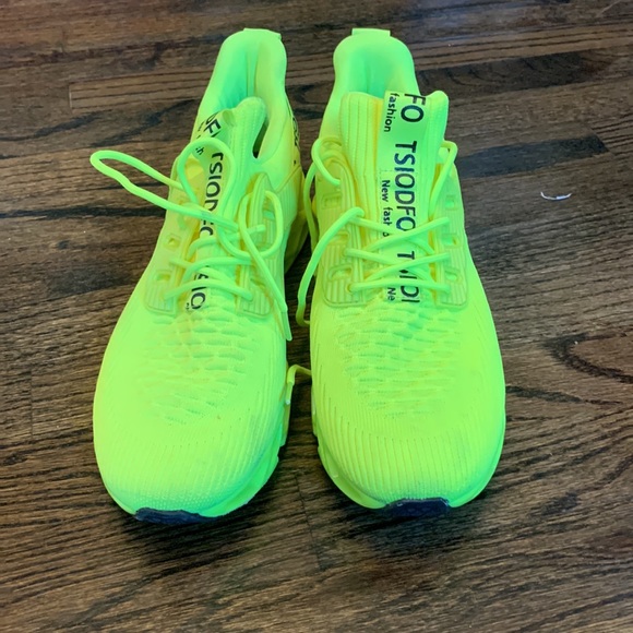 New Fashion sneakers size 11.5 - Picture 2 of 6